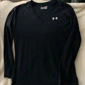 Under armour long sleeve, size medium, gently used